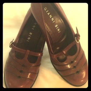 Gianna Bini woman’s size 7